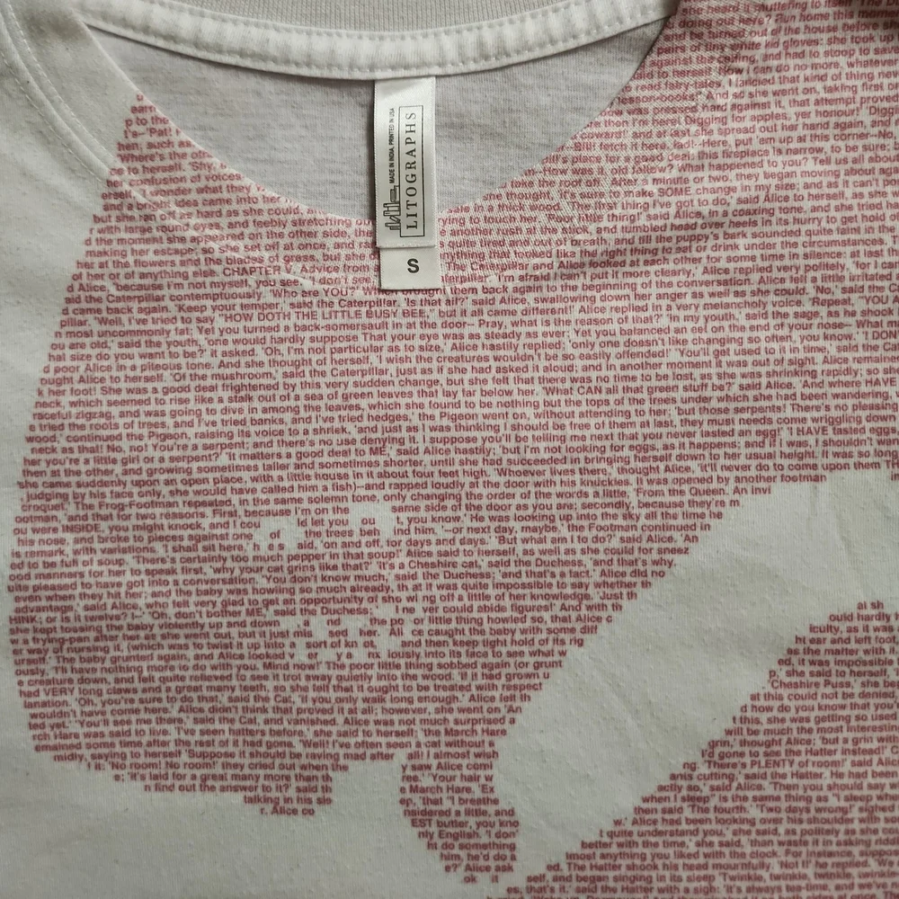 Litographs Alice's Adventures In Wonderland T Shirt-Size Small (Unisex)
